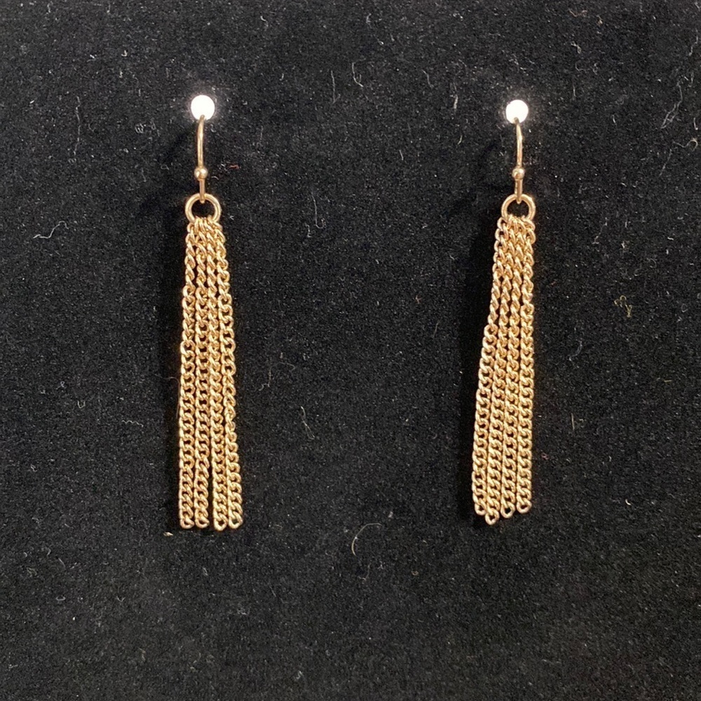 🔥 3 for $15 🔥 Vintage gold tone earrings